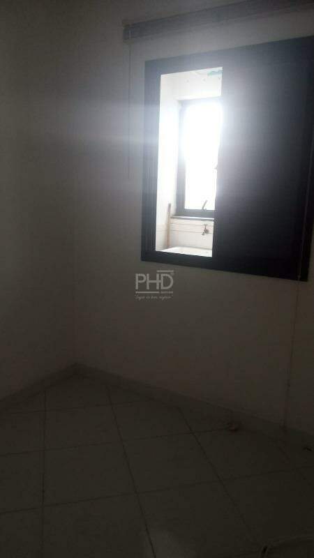 Apartamento para alugar com 3 quartos, 75m² - Foto 15