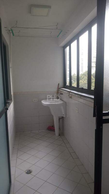 Apartamento para alugar com 3 quartos, 75m² - Foto 6