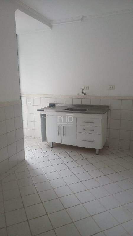 Apartamento para alugar com 3 quartos, 75m² - Foto 5