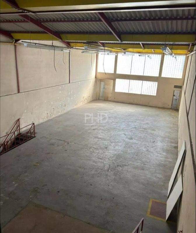 Depósito-Galpão, 746 m² - Foto 1