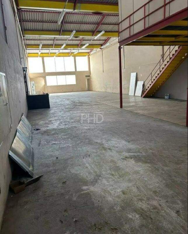 Depósito-Galpão, 746 m² - Foto 2