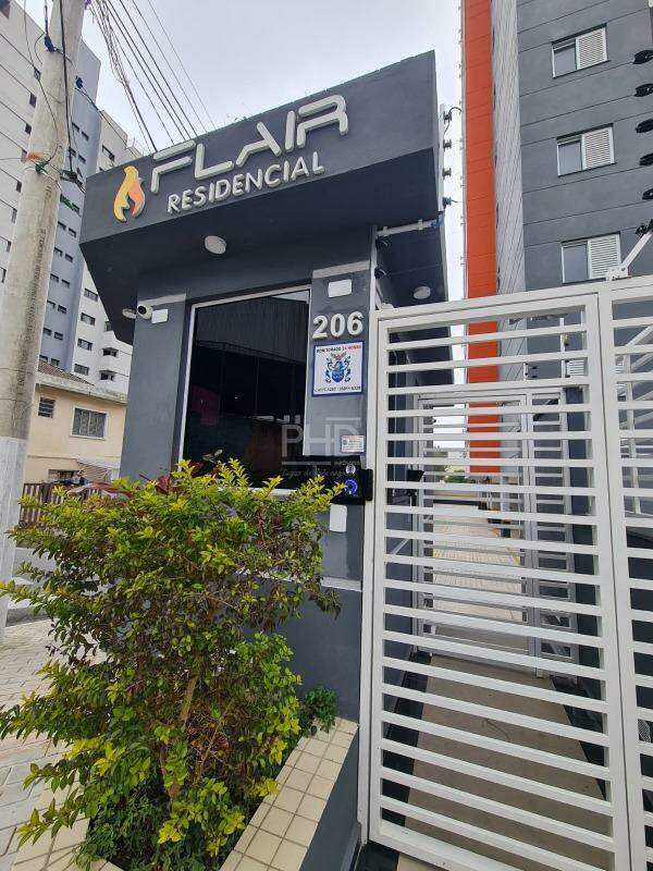Apartamento para alugar com 2 quartos, 73m² - Foto 1