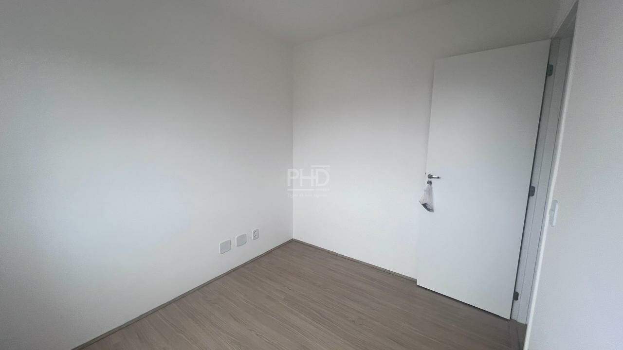 Apartamento para alugar com 2 quartos, 42m² - Foto 11