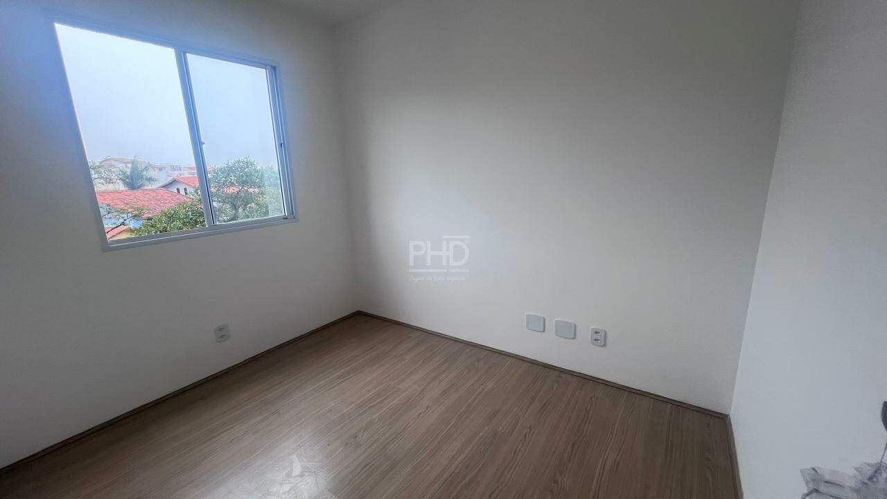 Apartamento para alugar com 2 quartos, 42m² - Foto 12