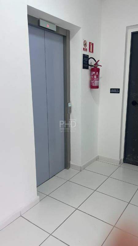 Apartamento para alugar com 2 quartos, 42m² - Foto 18