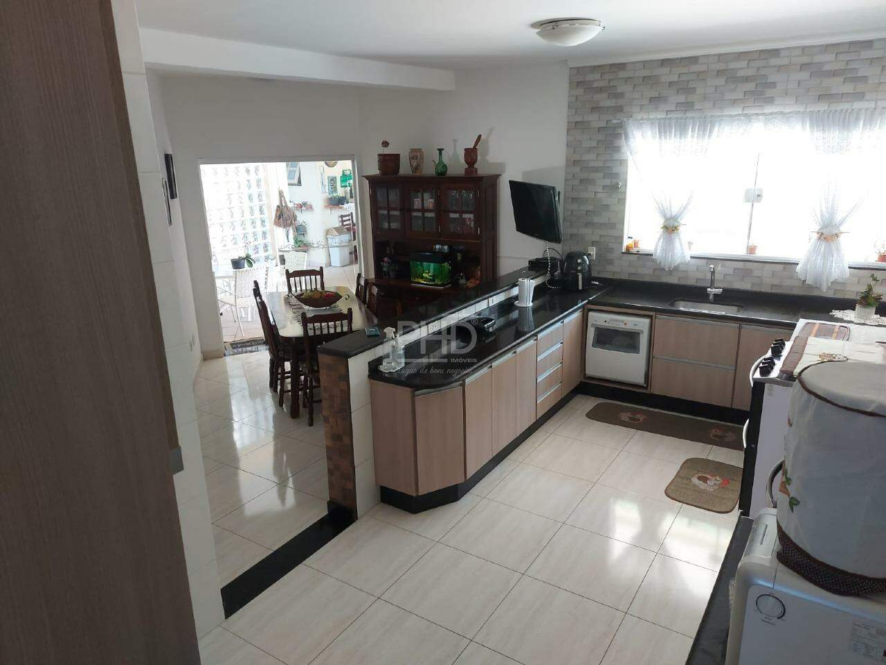 Sobrado, 3 quartos, 321 m² - Foto 4