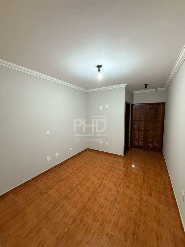 Sobrado para alugar com 4 quartos, 580m² - Foto 12