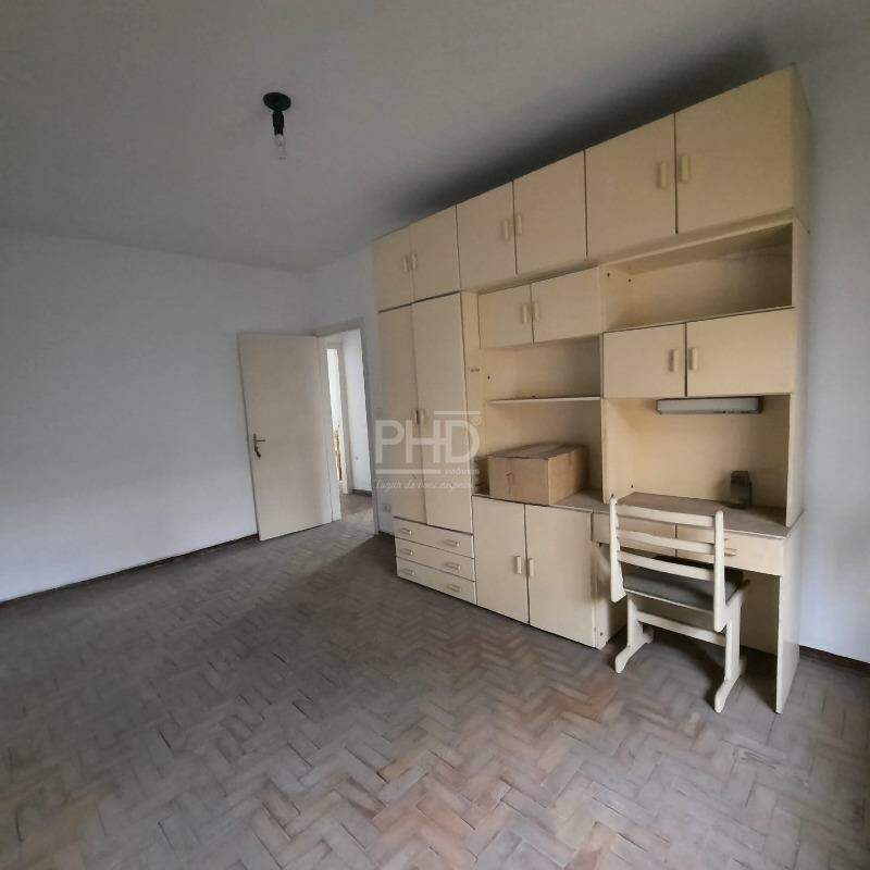 Casa à venda com 2 quartos, 240m² - Foto 17