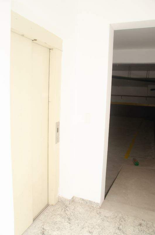 Apartamento à venda com 3 quartos, 80m² - Foto 14