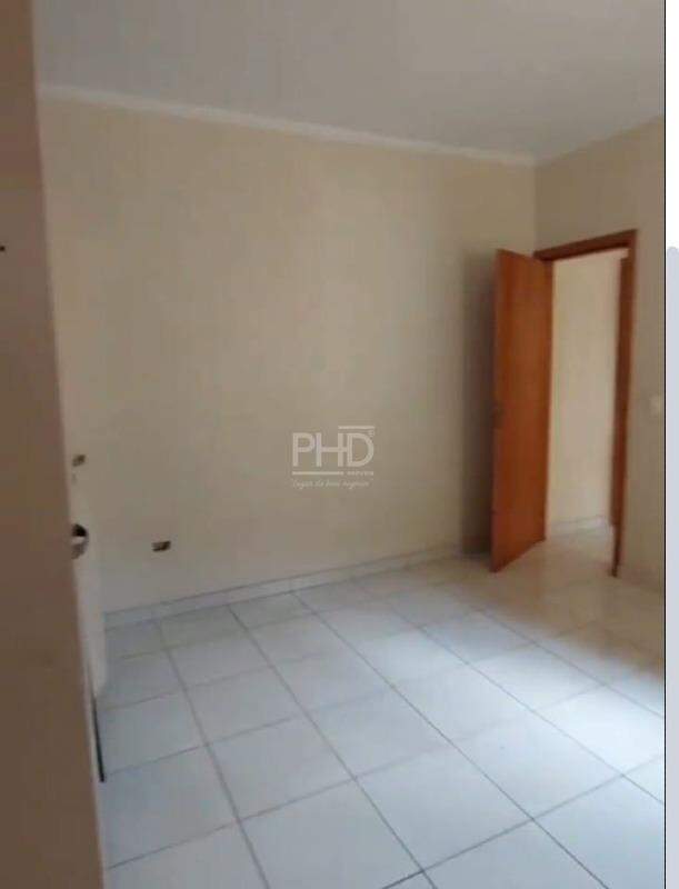 Casa para alugar com 2 quartos, 80m² - Foto 1