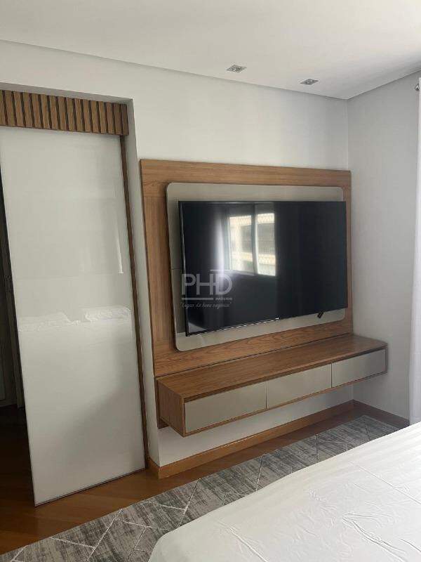Apartamento à venda com 4 quartos, 180m² - Foto 10