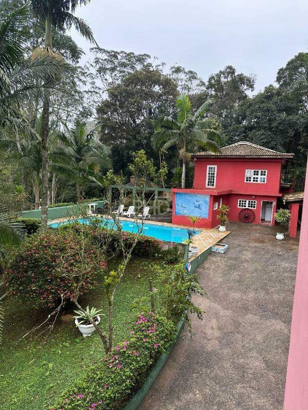Chácara à venda com 7 quartos, 4205m² - Foto 2