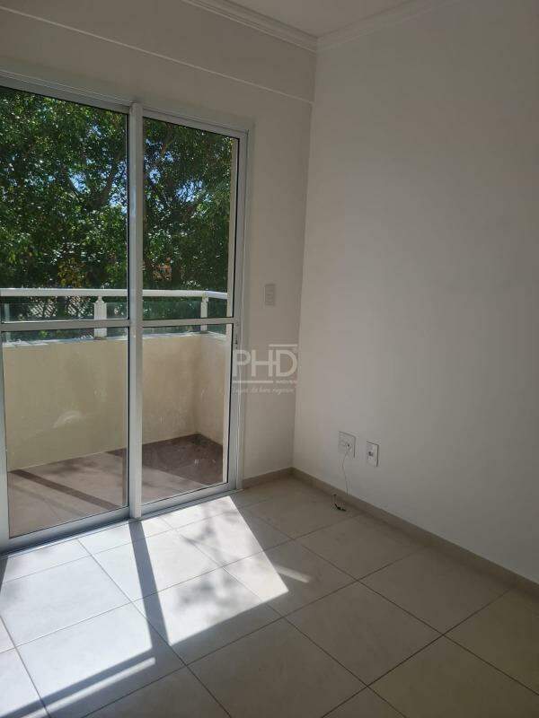 Apartamento para alugar com 2 quartos, 50m² - Foto 3