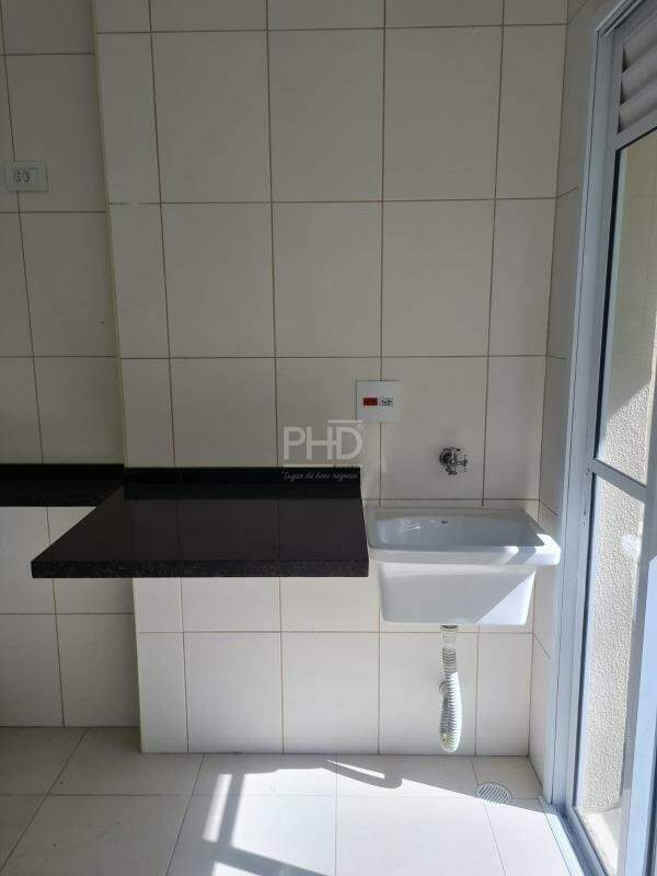Apartamento para alugar com 2 quartos, 50m² - Foto 15