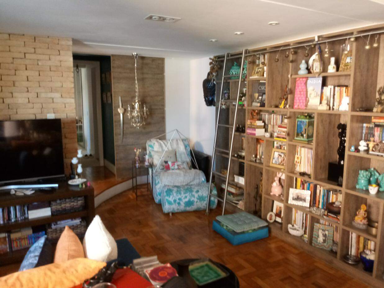 Apartamento à venda com 3 quartos, 80m² - Foto 2