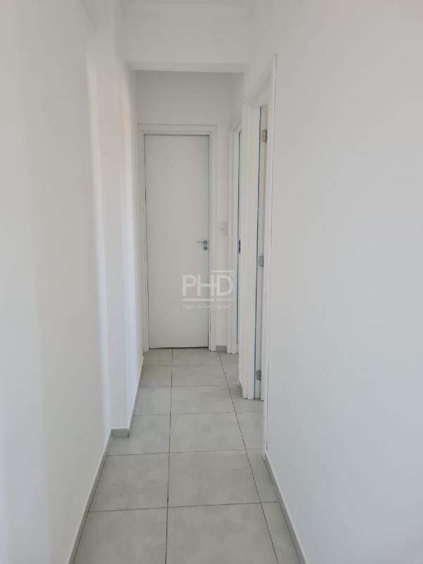 Apartamento para alugar com 2 quartos, 50m² - Foto 9