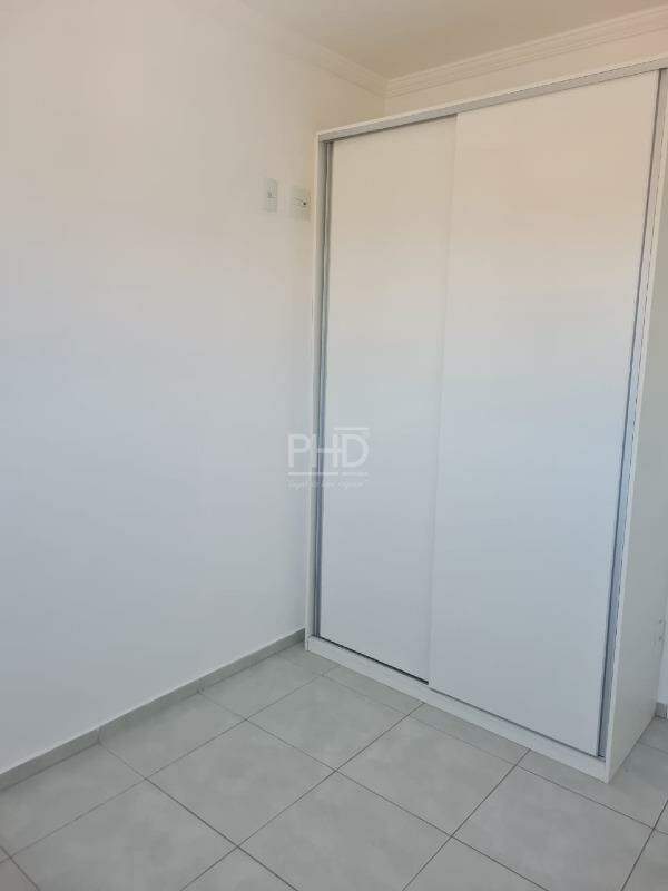 Apartamento para alugar com 2 quartos, 50m² - Foto 11