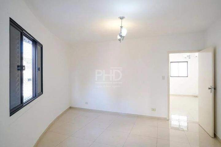 Casa para alugar com 3 quartos, 146m² - Foto 8