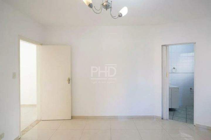 Casa para alugar com 3 quartos, 146m² - Foto 13