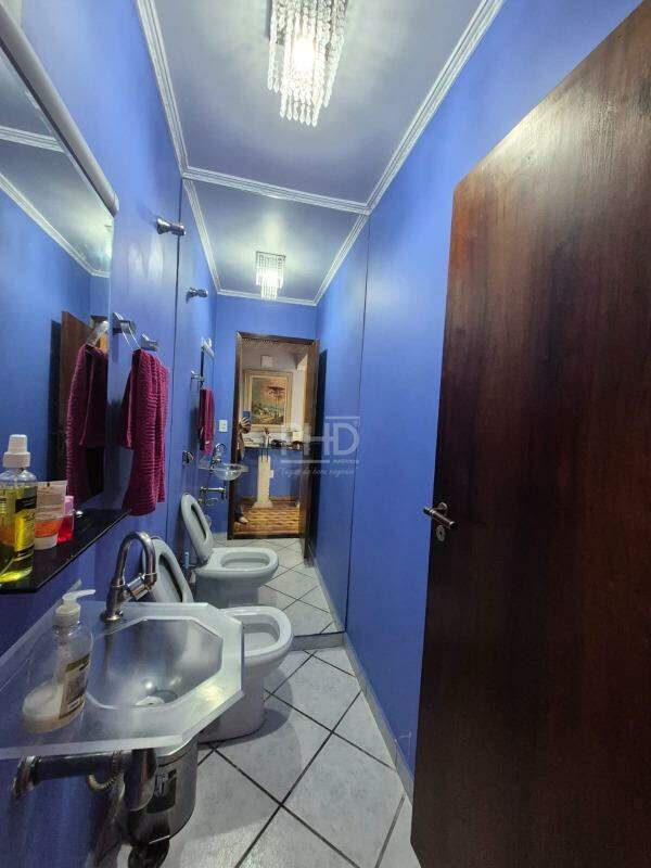 Casa, 3 quartos, 234 m² - Foto 34