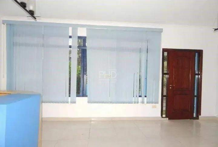 Prédio Inteiro para alugar com 3 quartos, 300m² - Foto 4