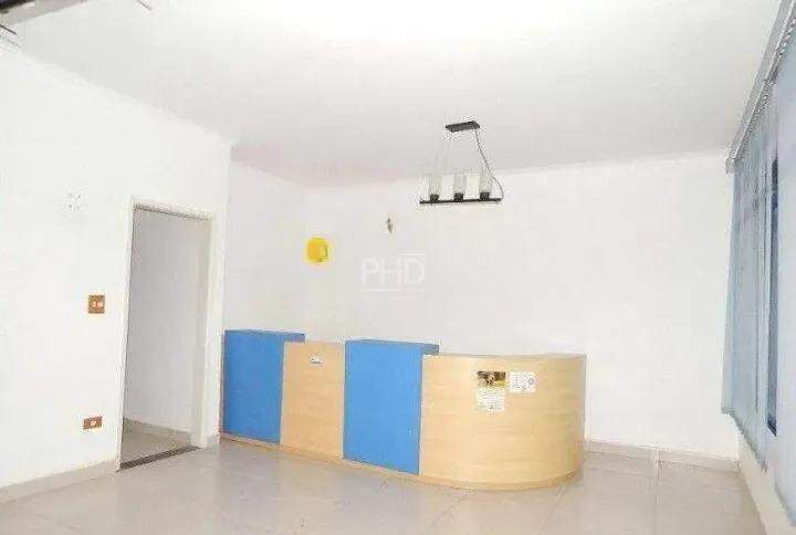 Prédio Inteiro para alugar com 3 quartos, 300m² - Foto 2