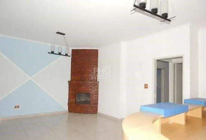 Prédio Inteiro para alugar com 3 quartos, 300m² - Foto 3