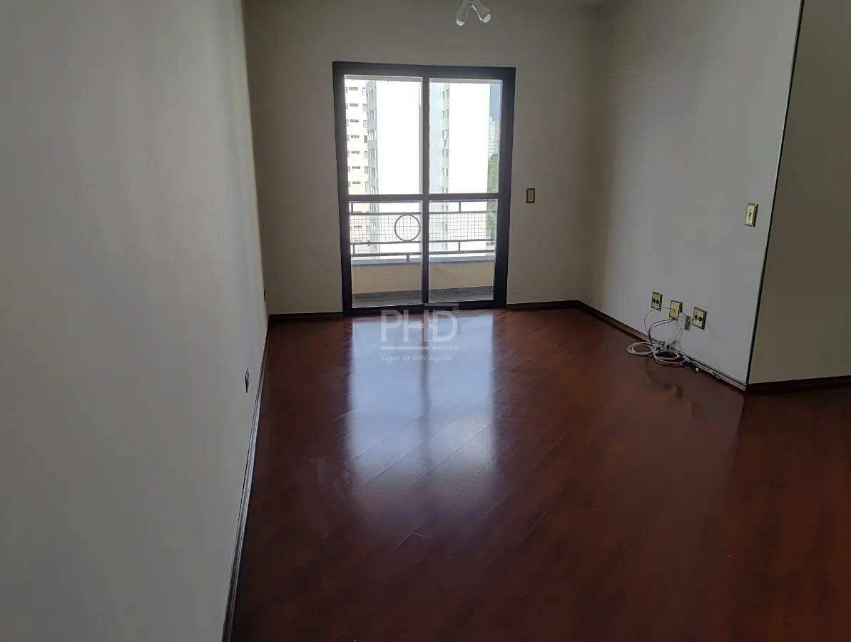 Apartamento para alugar com 3 quartos, 79m² - Foto 2