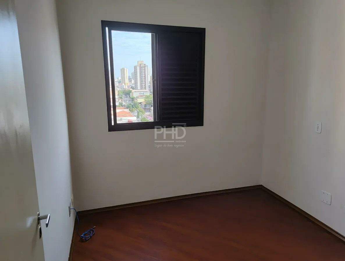 Apartamento para alugar com 3 quartos, 79m² - Foto 4