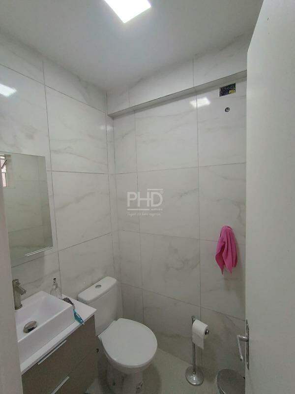 Casa para alugar com 2 quartos, 84m² - Foto 8