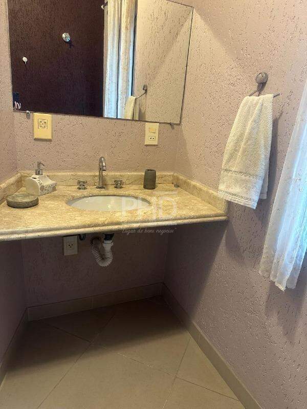 Casa para alugar com 3 quartos, 310m² - Foto 29
