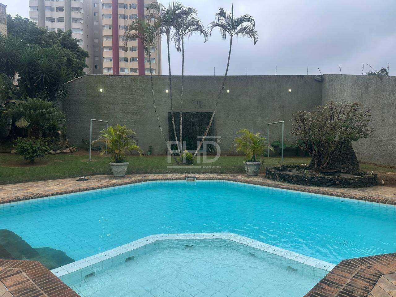 Casa para alugar com 3 quartos, 310m² - Foto 22