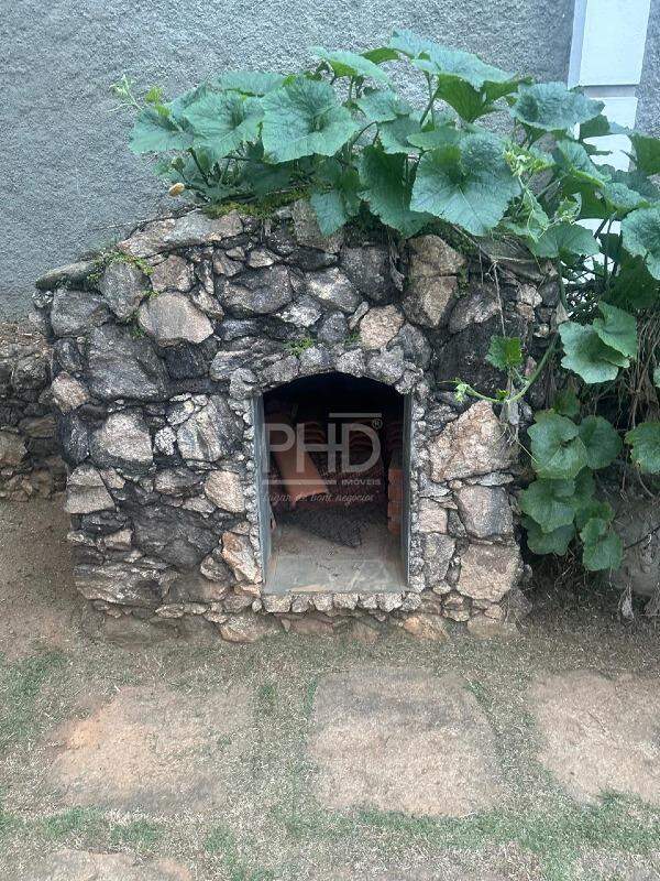 Casa para alugar com 3 quartos, 310m² - Foto 23