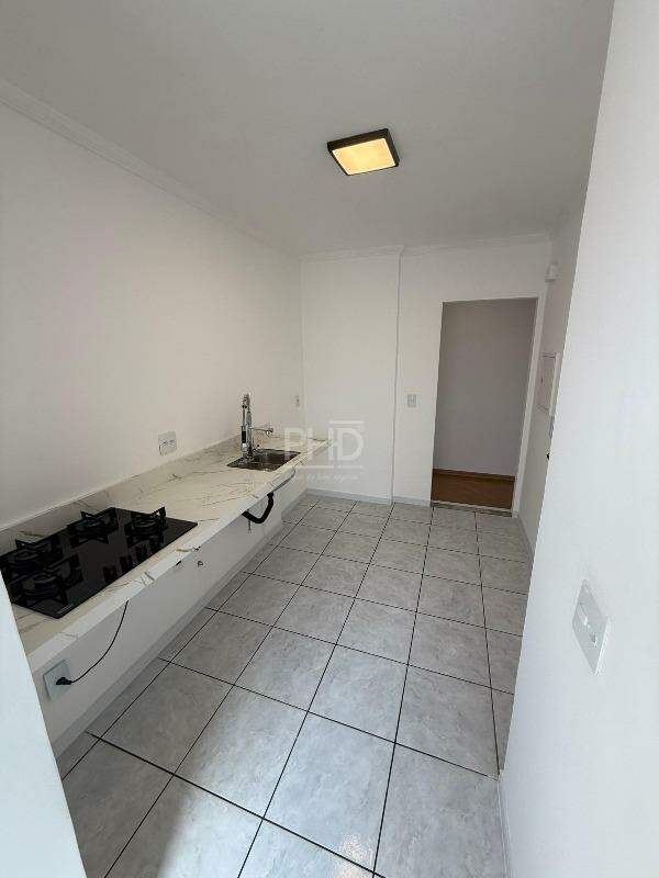 Apartamento à venda com 3 quartos, 71m² - Foto 7