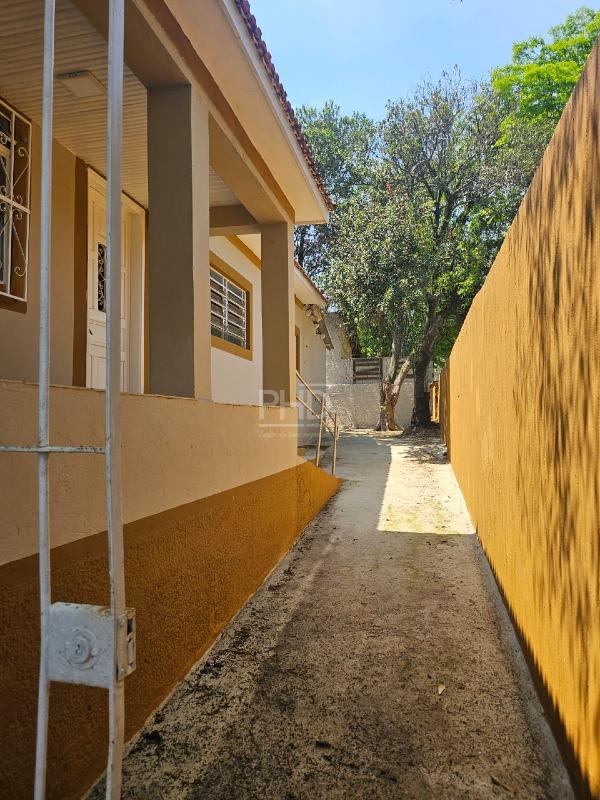 Casa, 2 quartos, 240 m² - Foto 1