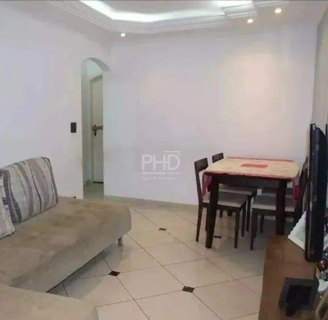 Casa para alugar com 2 quartos, 200m² - Foto 2