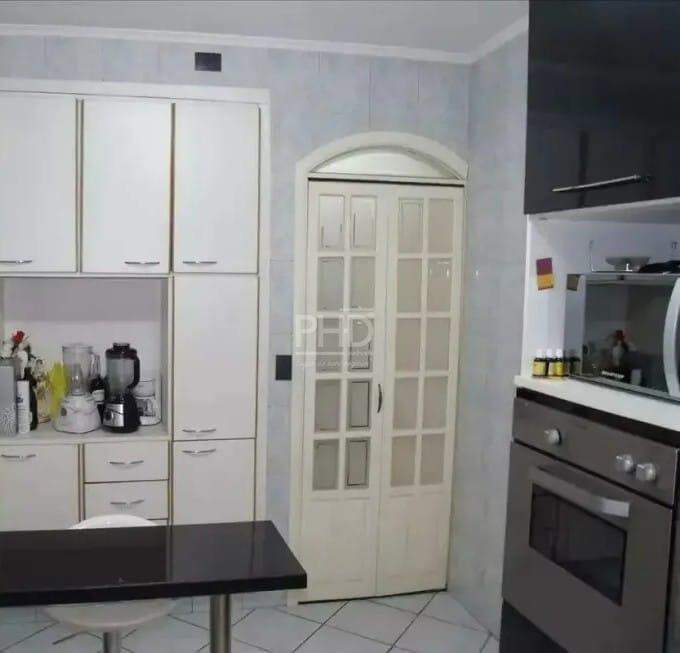Casa para alugar com 2 quartos, 200m² - Foto 10