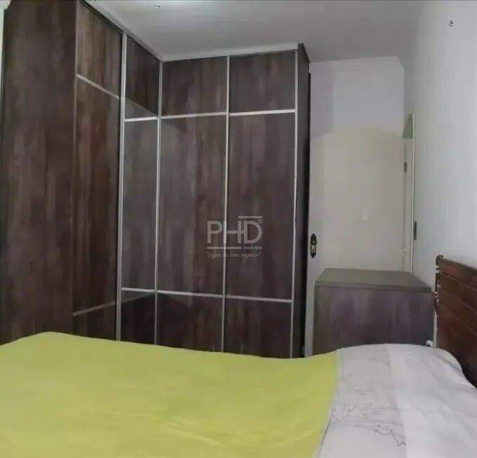 Casa para alugar com 2 quartos, 200m² - Foto 4