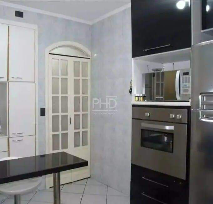Casa para alugar com 2 quartos, 200m² - Foto 8