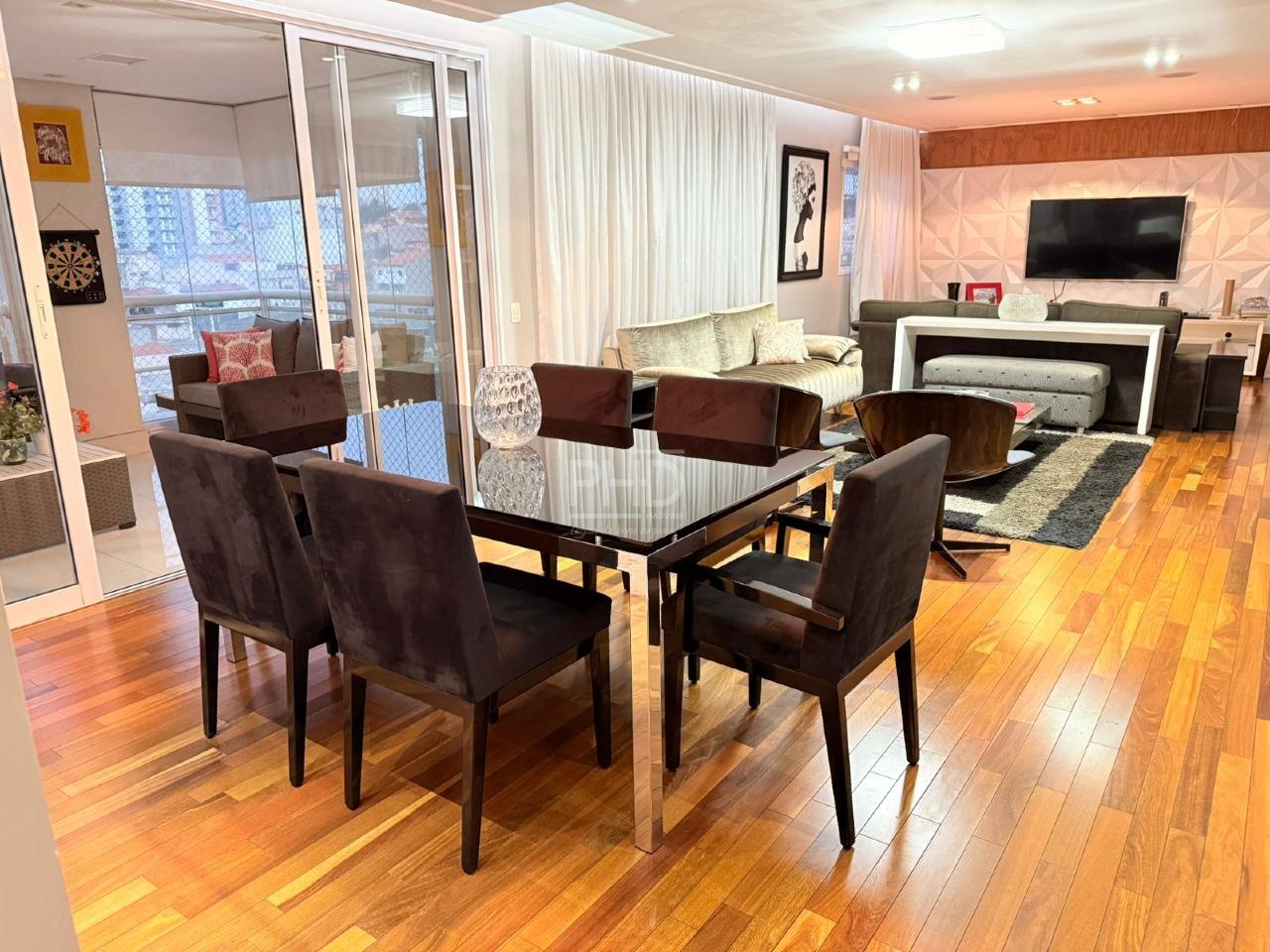 Apartamento, 3 quartos, 186 m² - Foto 1