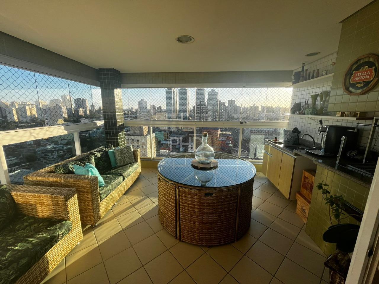 Apartamento, 3 quartos, 150 m² - Foto 1