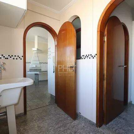 Apartamento para alugar com 2 quartos, 130m² - Foto 26