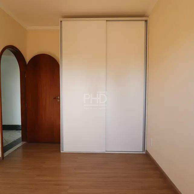 Apartamento para alugar com 2 quartos, 130m² - Foto 23
