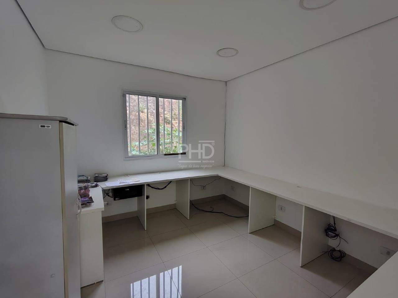 Depósito-Galpão-Armazém para alugar, 169m² - Foto 8