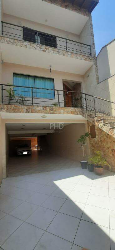 Casa, 4 quartos, 284 m² - Foto 1