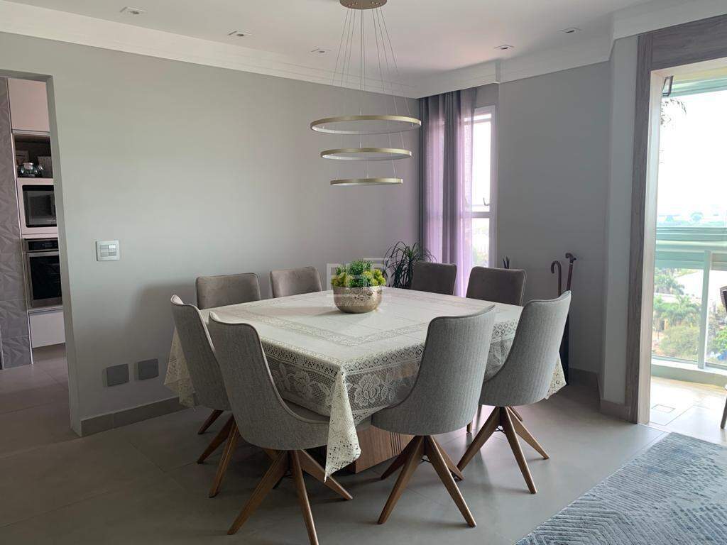 Apartamento, 3 quartos, 140 m² - Foto 1