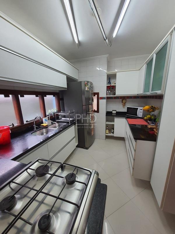 Sobrado, 3 quartos, 269 m² - Foto 11