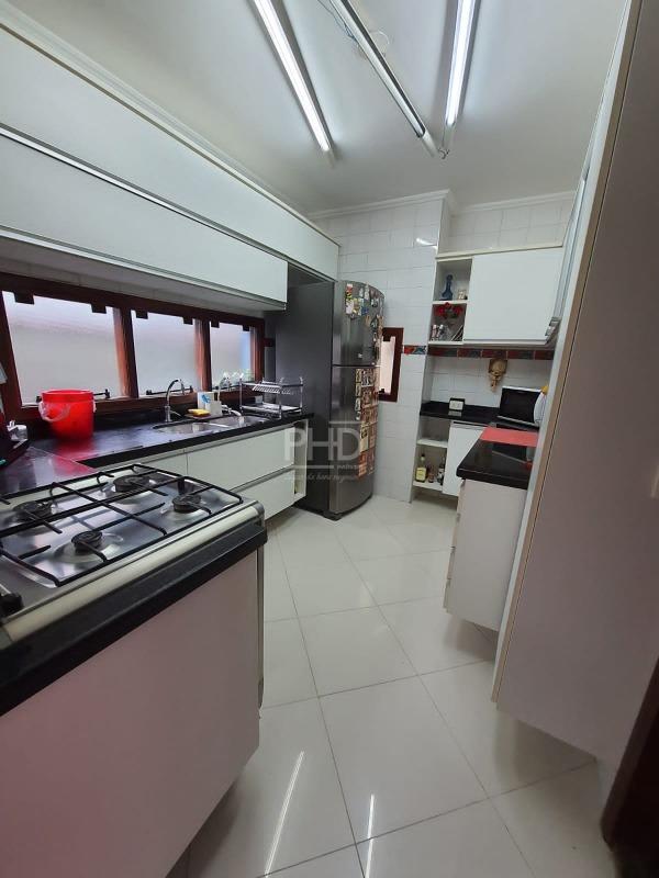 Sobrado, 3 quartos, 269 m² - Foto 9