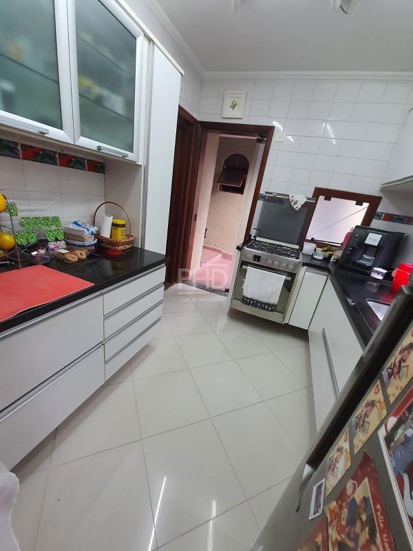 Sobrado, 3 quartos, 269 m² - Foto 10