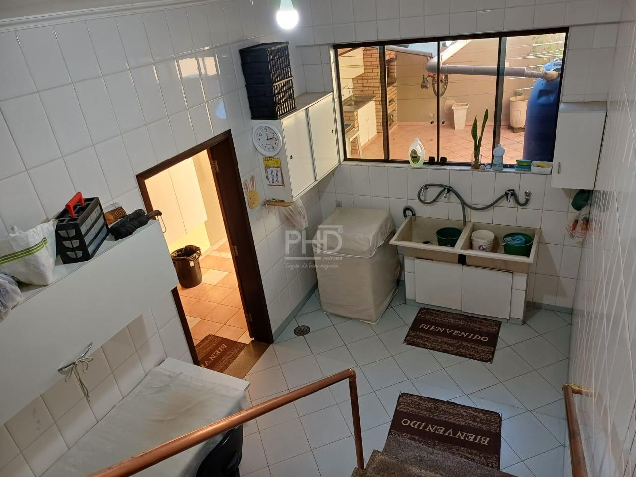 Sobrado, 3 quartos, 300 m² - Foto 17